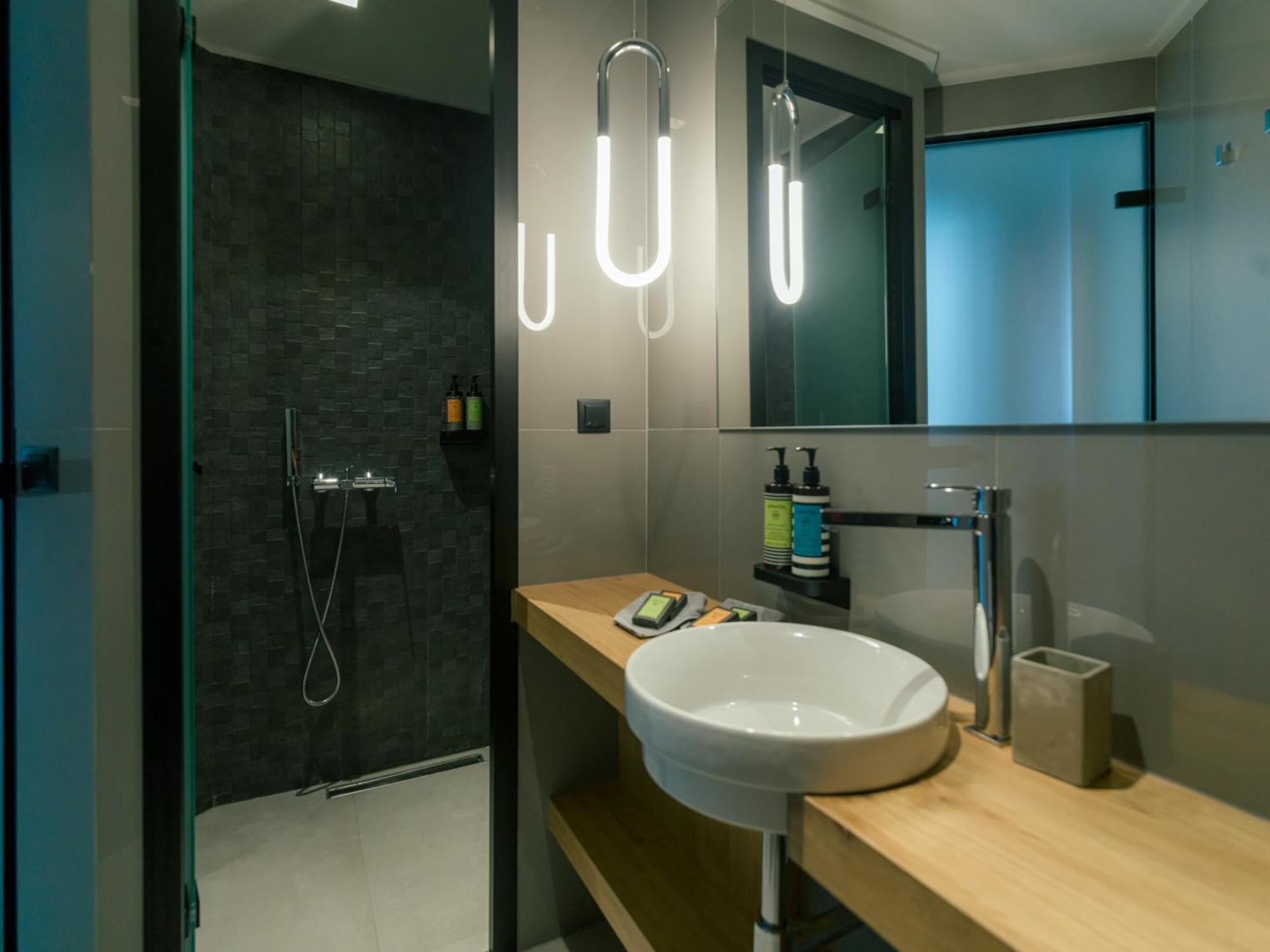 Anadeo Villas & Suites Exanthia Ngoại thất bức ảnh
