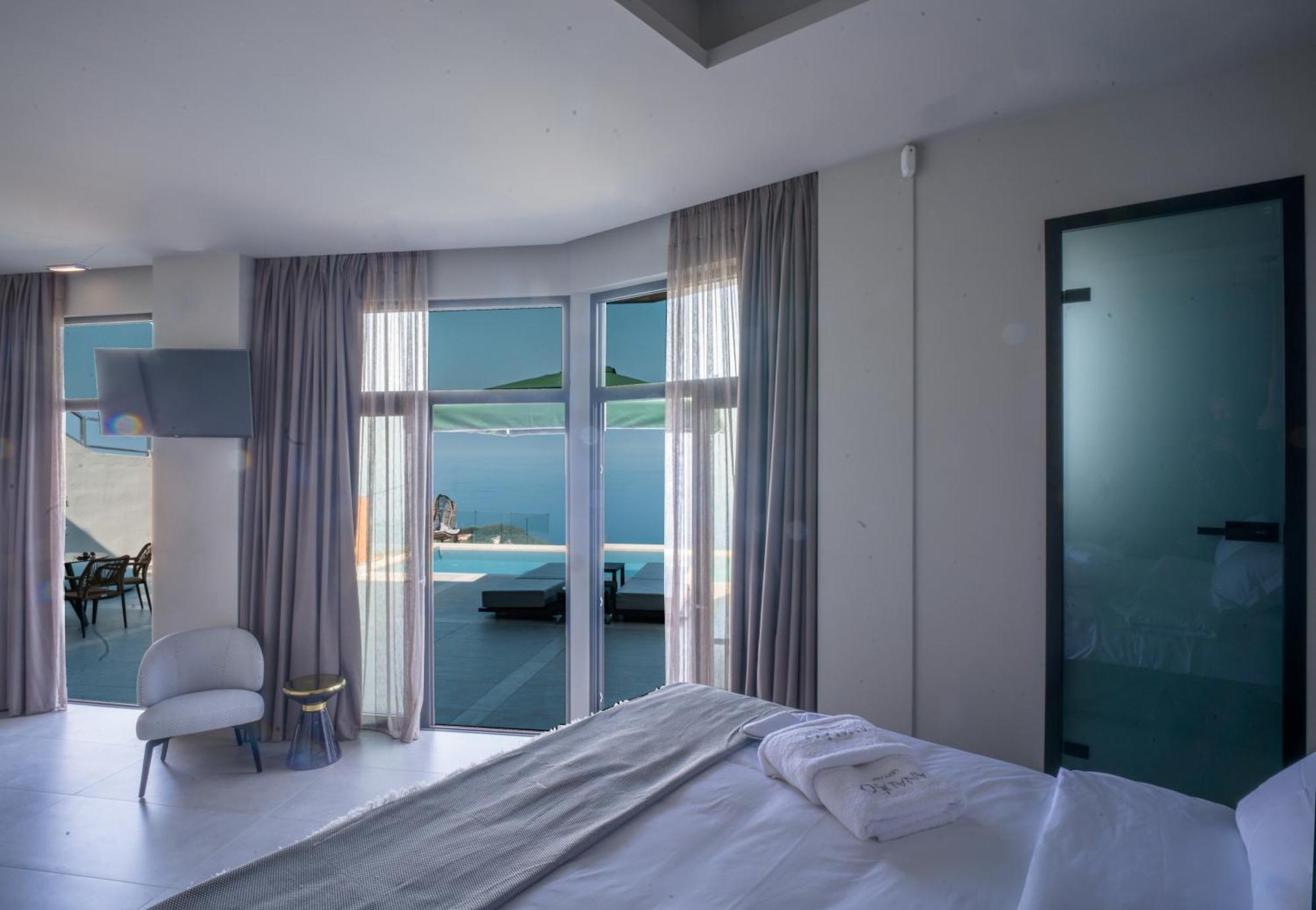 Anadeo Villas & Suites Exanthia Ngoại thất bức ảnh